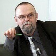 Председатель Центрального Союза Профсоюзов Харри Талига. Фото : Postimees .