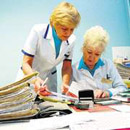 Врачи тартуского центра семейных врачей Кесклинна . Фото : Postimees .