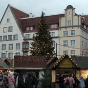 Рождественская ярмарка в Таллинне. Фото : Postimees .