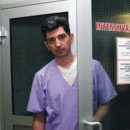 Анестезиолог Игорь Вагимов говорит, что с интересом работает в Ида-Вируской центральной больнице и изучает эстонский язык. Фото с сайта pohjarannik.ee .