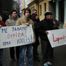 Участники пикета. Фото Алексея Иванова с сайта postimees.ee .